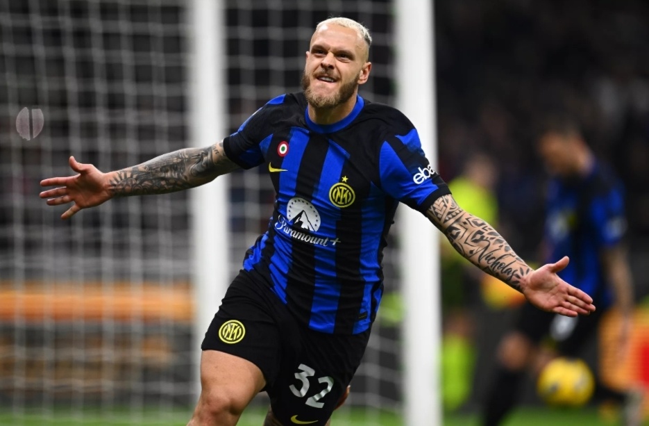 包含国际米兰赛后刷新队史纪录切尔西绝杀压哨备战欧联,克里夫兰骑士清晨完成体检直接炸裂的词条 包含国际米兰赛后刷新队史纪录切尔西绝杀压哨备战欧联,克里夫兰骑士清晨完成体检直接炸裂的词条