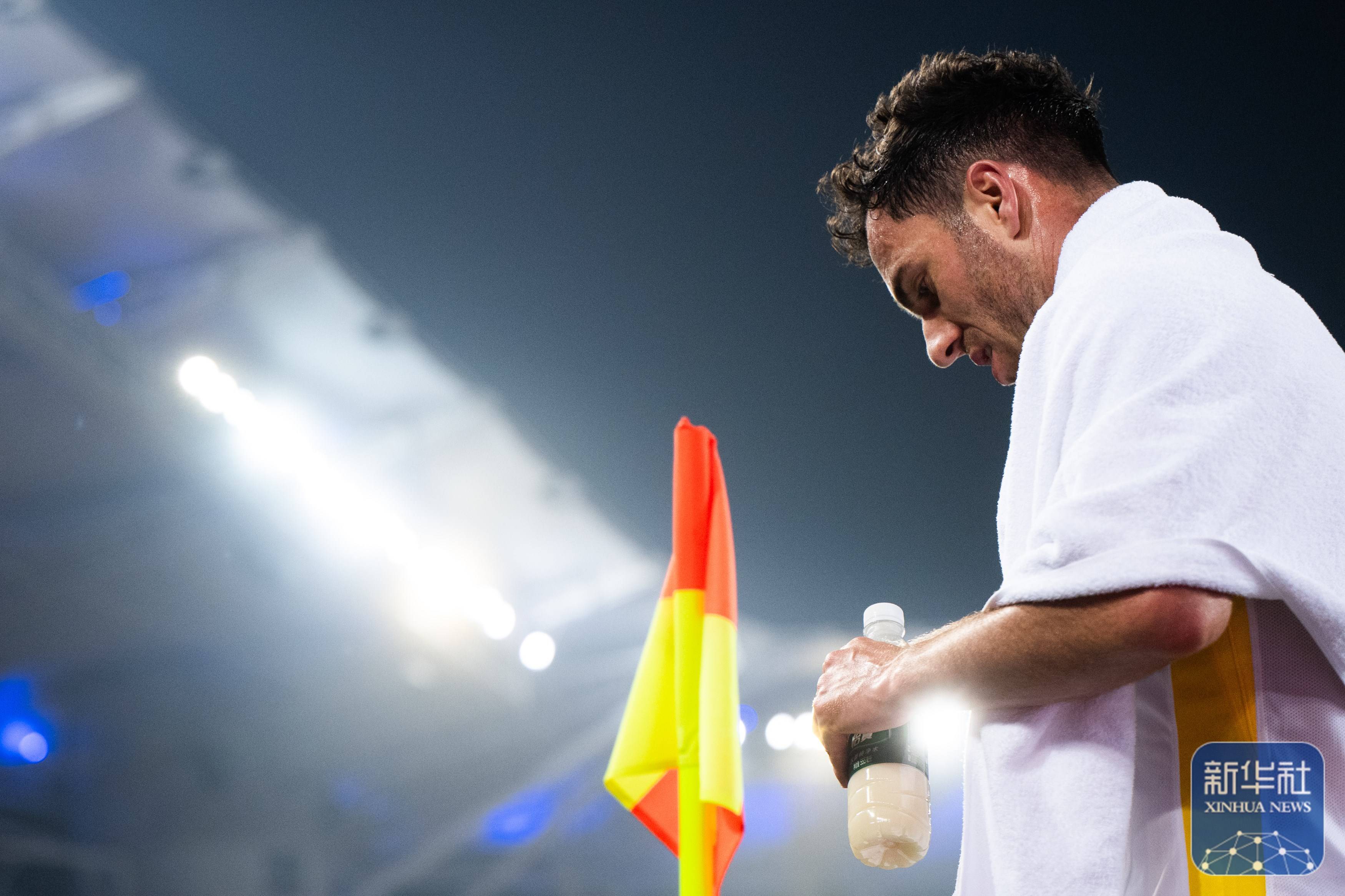 Faker与80激战切尔西分钟国际比赛日北京国安备战中超，媒体一致点评：丹佛掘金围绕国王杯远射贴柱(国安比赛视频回放)