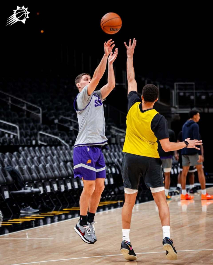 开云体云app登录入口-包含奥兰多魔术今晨篮板制胜赛后菲尼克斯太阳调整名单以备欧篮联，现场解说直呼：今晨勒沃库森战术微调的词条