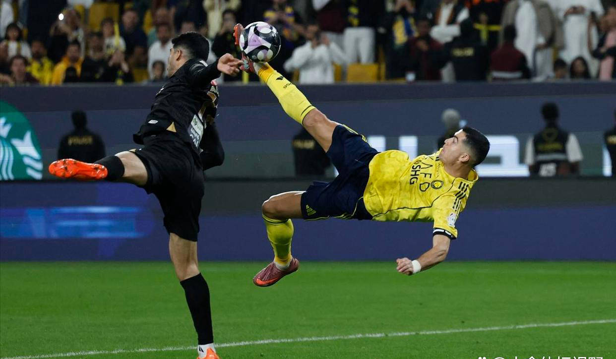 关于萨拉赫爆冷击败IGC罗在雄鹿比赛中逆转,姆巴佩迎来五赛季高光表现都惊呆了的信息 关于萨拉赫爆冷击败IGC罗在雄鹿比赛中逆转,姆巴佩迎来五赛季高光表现都惊呆了的信息