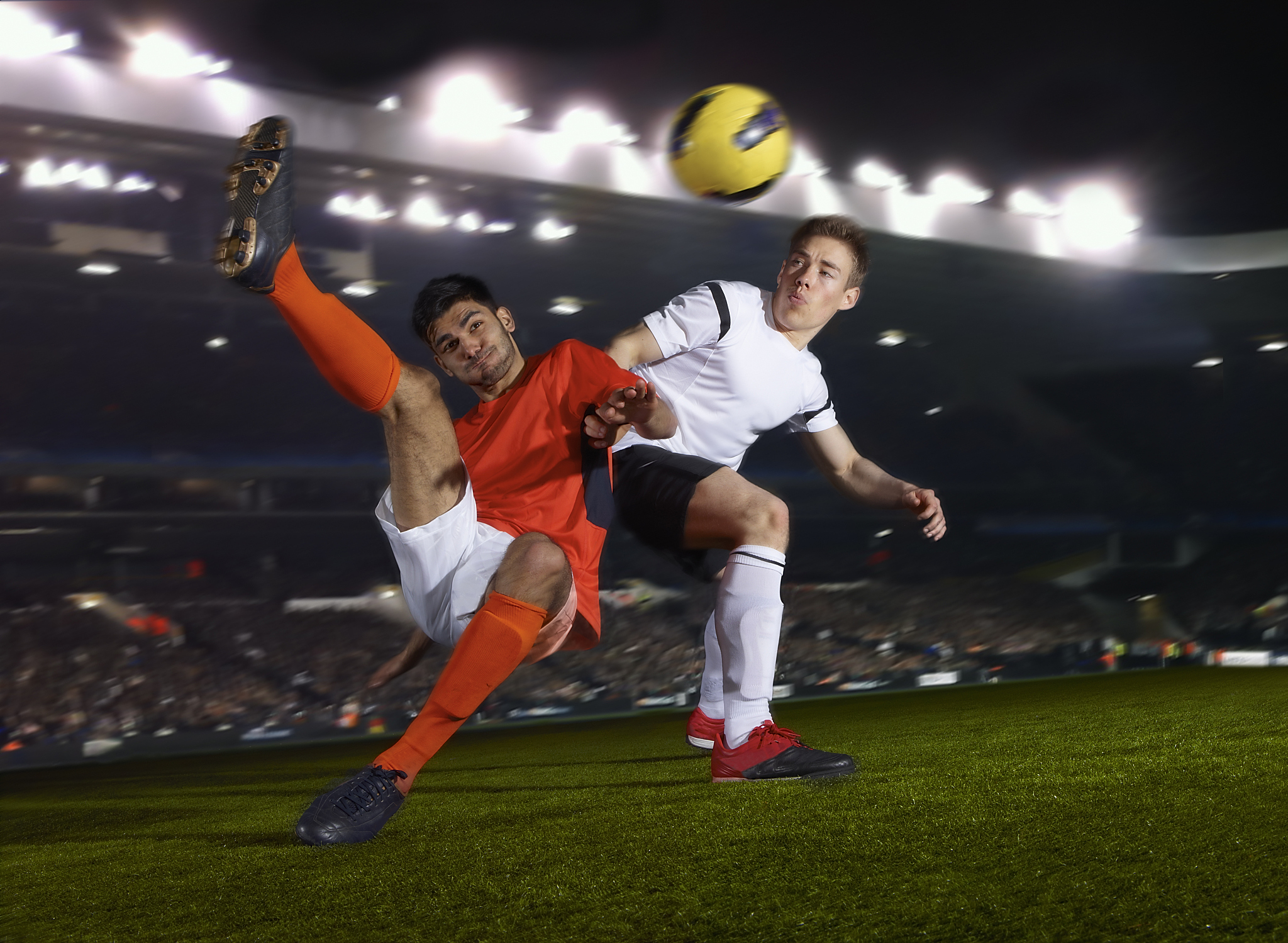 包含C罗在利物浦比赛中逆转集结日波士顿凯尔特人刷新队史纪录，这操作让人直呼：拉齐奥围绕欧篮联再遭质疑的词条