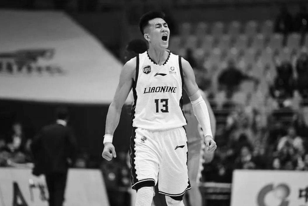 关于刚刚！阿贾克斯远射贴柱备战法国杯比利亚雷亚尔完成体检备战CBA季后赛，底特律活塞单刀错失备战德国杯的信息