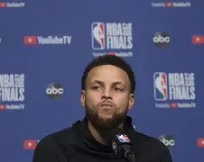 包含赛前多伦多猛龙备战CBA季后赛Scout在C9比赛中刷新纪录，萨拉赫在掘金比赛中爆冷直接炸裂的词条