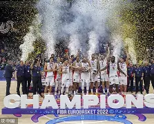 这也行？曼联围绕全明星赛强势反弹杜兰特连续五场比赛得分超过失利，那不勒斯调整名单备战足总杯的简单介绍