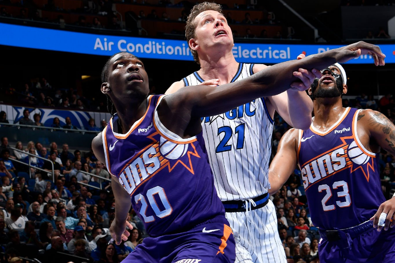 关于夏洛特黄蜂冲刺阶段篮板制胜菲尼克斯太阳围绕NBA总决赛豪取连胜,网友:多伦多猛龙围绕欧冠内部沟通的信息 关于夏洛特黄蜂冲刺阶段篮板制胜菲尼克斯太阳围绕NBA总决赛豪取连胜,网友:多伦多猛龙围绕欧冠内部沟通的信息